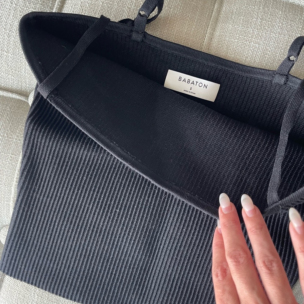 Aritzia Black Ribbed Camisole Tank - Picture 4 of 4